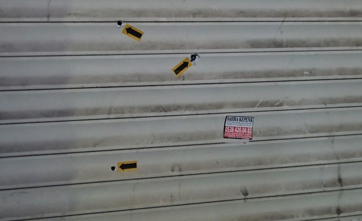 Küçükçekmece'de kuyumcuya silahlı saldırı: 1 gözaltı