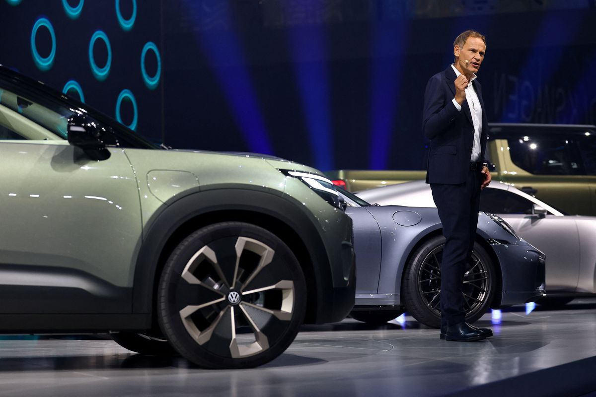 Volkswagen CEO'su: Rekabet için maliyetleri yüzde 30 düşürmeliyiz