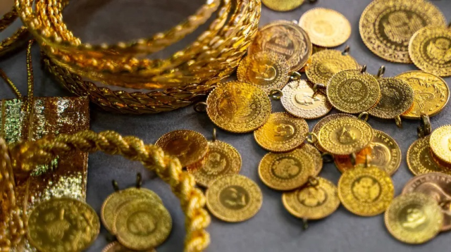 Altında tarihi zirve için 4 dev bankadan tarih! Gram altında yeni rekor kapıda 7 20260823 84b7135f34bc41ad83ae9a1f522ddcd3