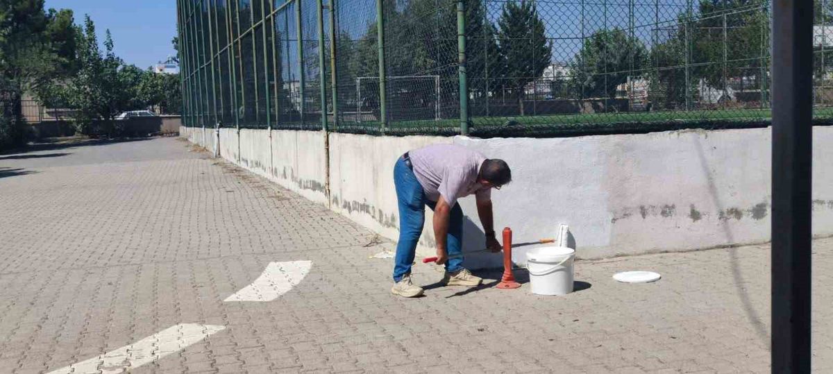 Adıyaman Fatih Anadolu Lisesi'nde Yaz Tatilinde Özverili Bakım Çalışması