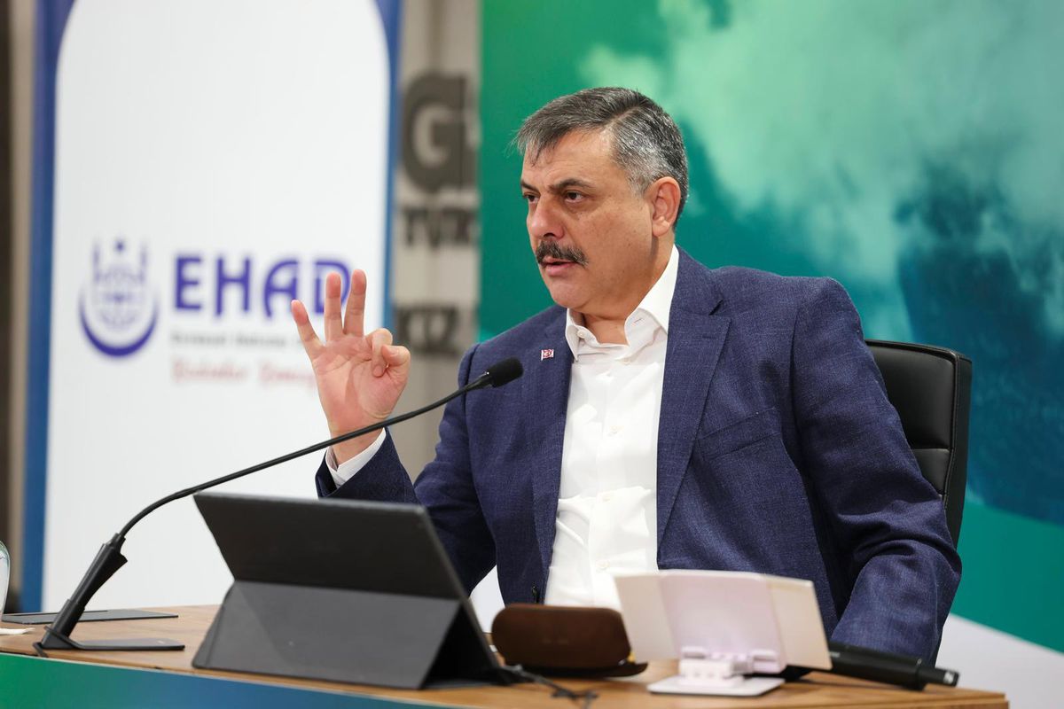 İçişleri Bakanı Çiftçi, genç hafızlarla bir araya geldi