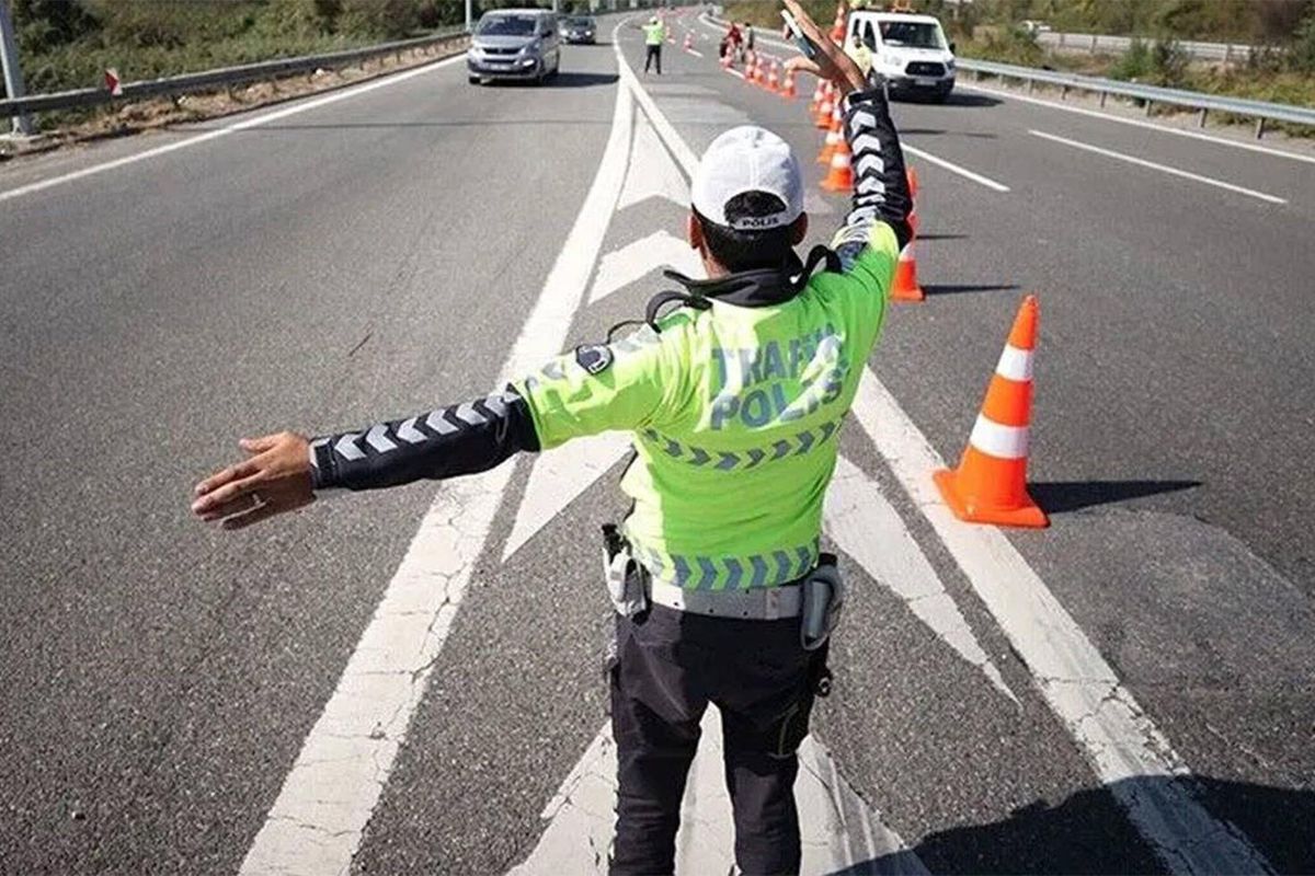 İstanbul'da Zafer Bayramı provası nedeniyle bazı yollar kapatıldı