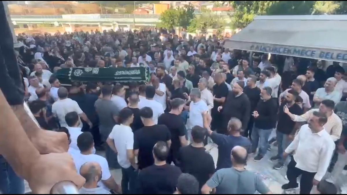 Küçükçekmece'de Kafe Saldırısı: 2 Kişi Hayatını Kaybetti