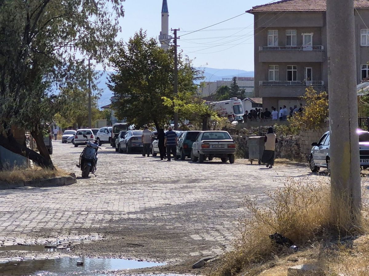Kütahya'da Sendika Temsilcisi Evinde Ölü Bulundu