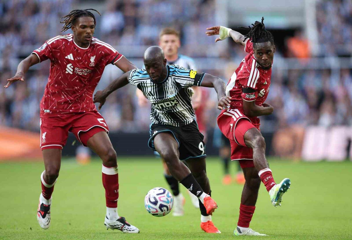 Liverpool, Newcastle deplasmanında 90+9'da beraberliği kaptı