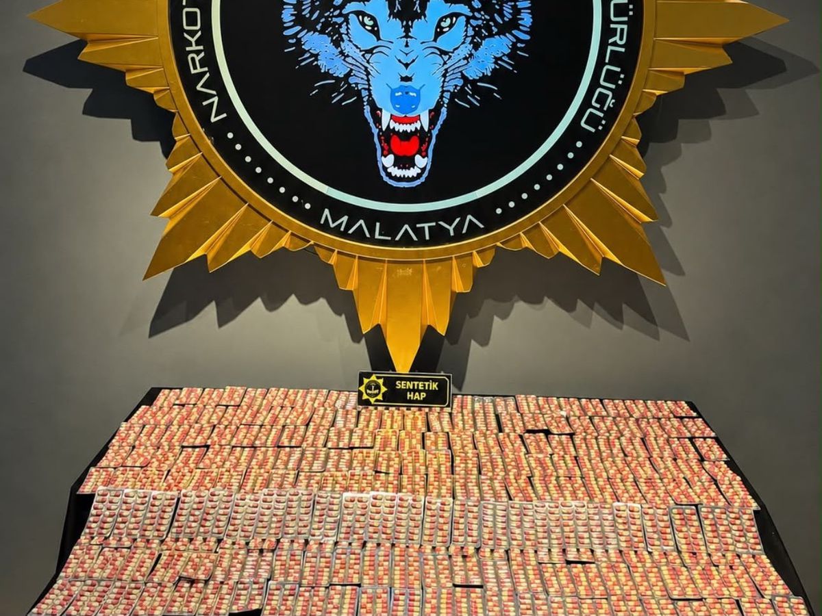 Malatya'da Sentetik Hap Operasyonu: 3 Bin 504 Hap Ele Geçirildi, 3 Gözaltı
