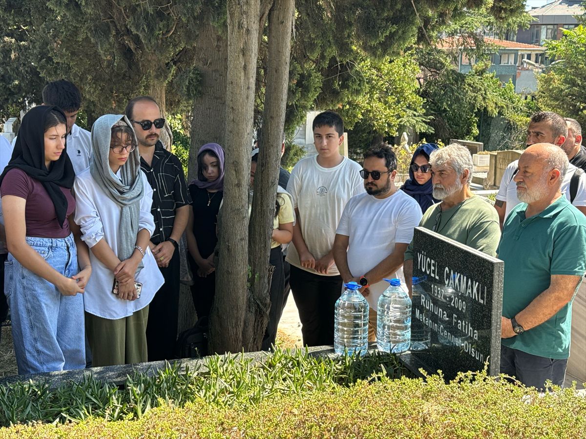 Yücel Çakmaklı kabri başında anıldı