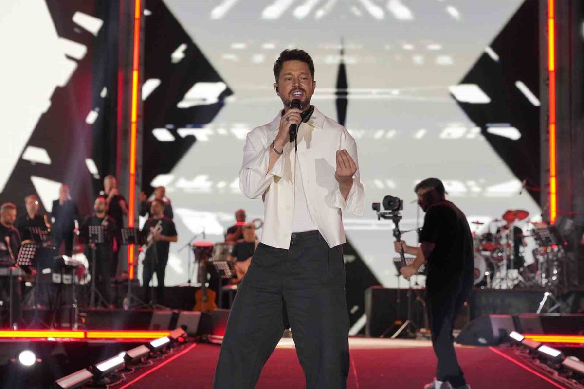 Murat Boz Erzurum Kültür Yolu Festivali'nde Sahne Aldı