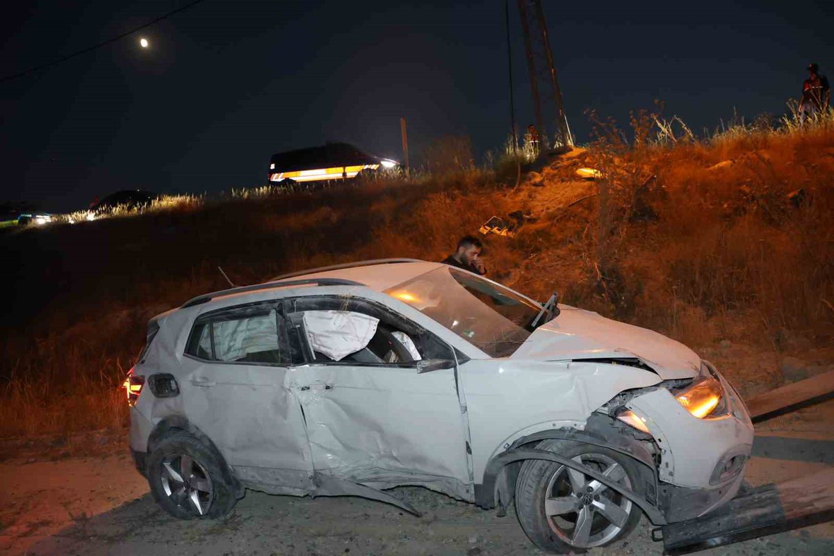 Nevşehir'de Gurbetçi Ailenin Otomobili Lastik Patlaması Sonucu Takla Attı: 2 Yaralı