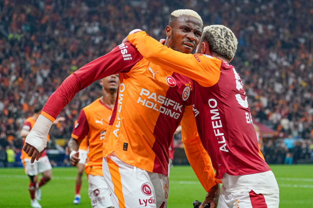 osimhen icin 150 milyon eurolu 18554251 9889 1 m