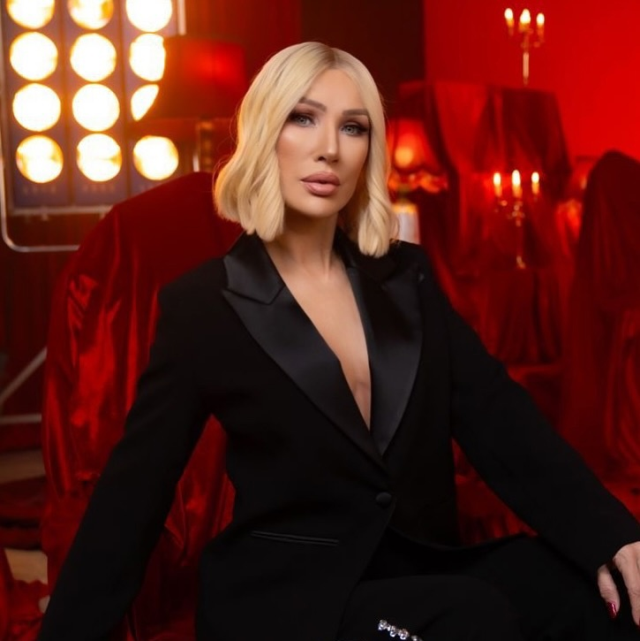 seda sayanin kusadasi konserin 20169744 3211 1 m