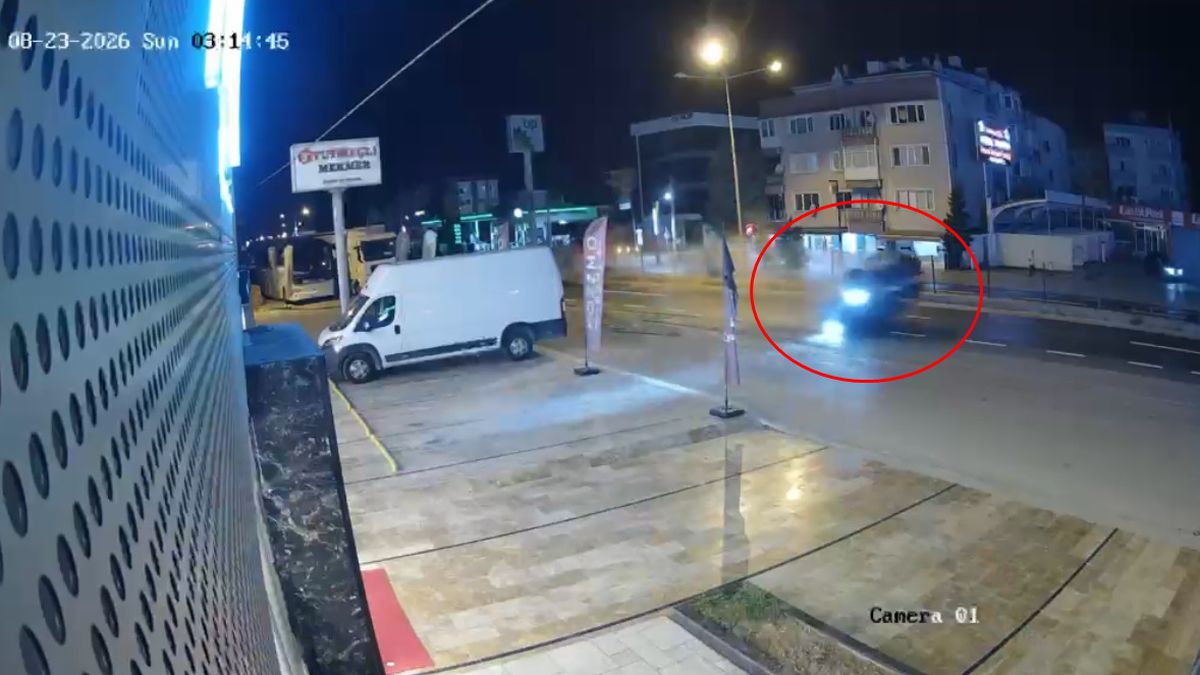 Çiftlikköy'de Takla Atan Otomobilin Sürücüsü Yaralandı