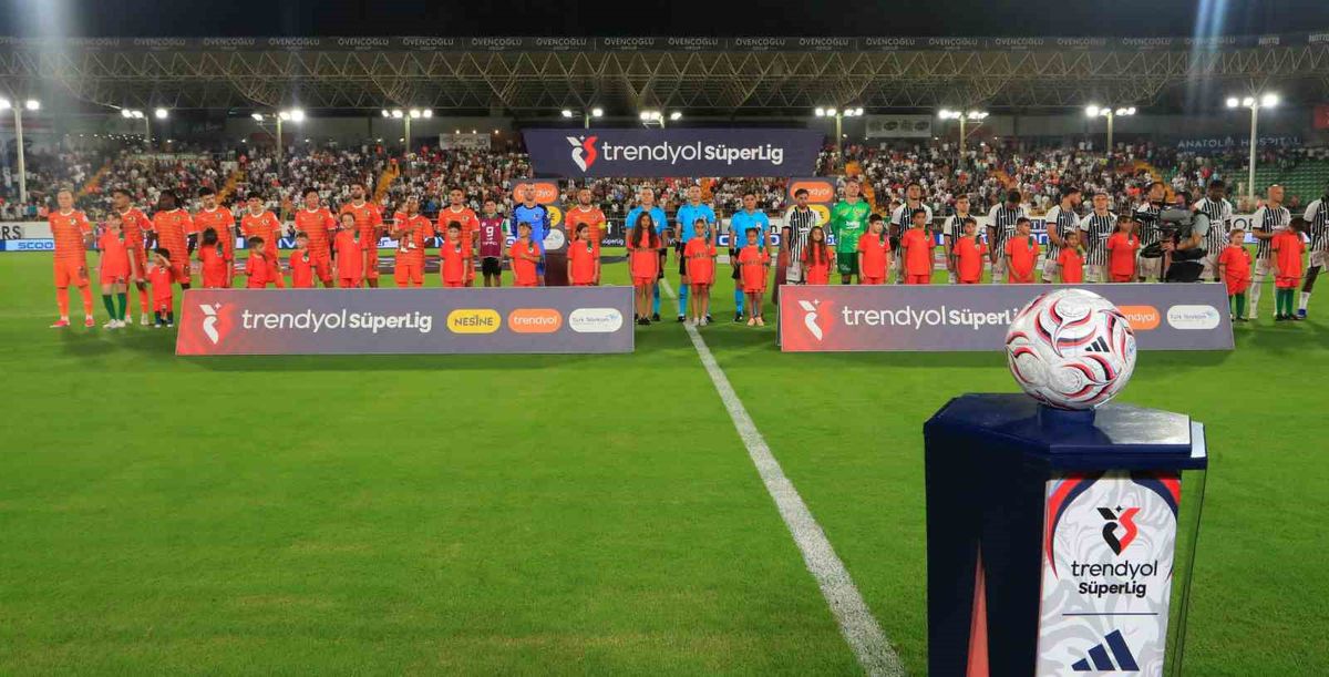 Alanyaspor-Beşiktaş: İlk 15 dakika golsüz