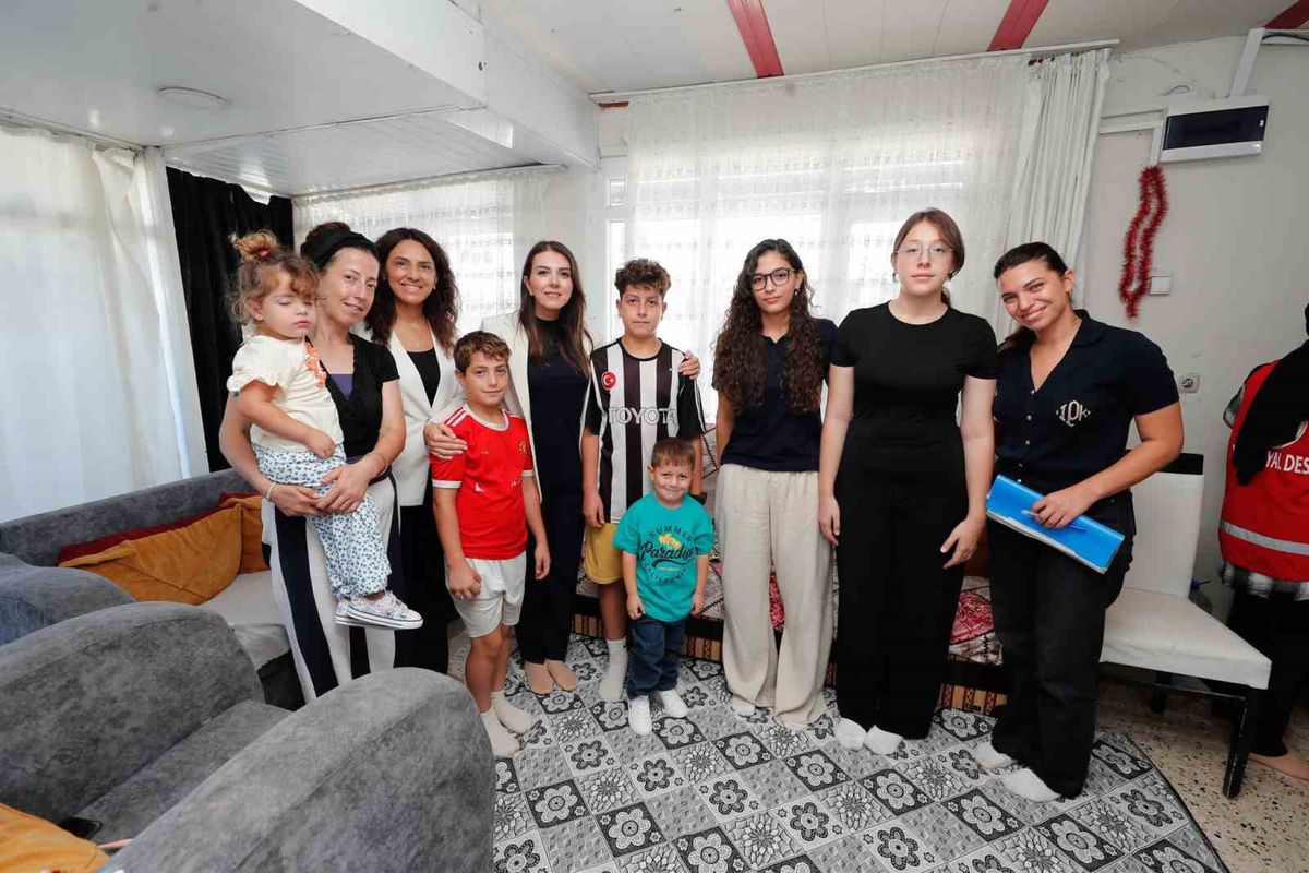 Vali Eşi Esra Masatlı, 'Yüreğimizdeki Işık' Projesi Kapsamında Aileleri Ziyaret Etti