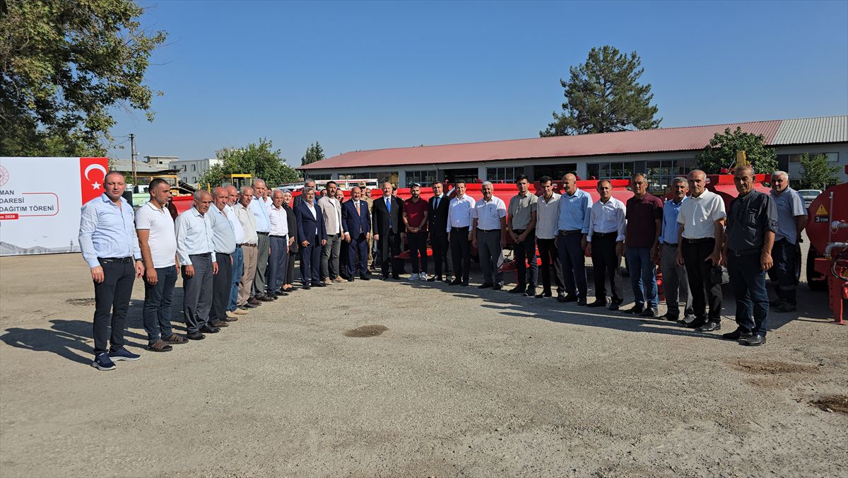 Adıyaman’da Muhtarlara Yangın Tankeri Dağıtıldı