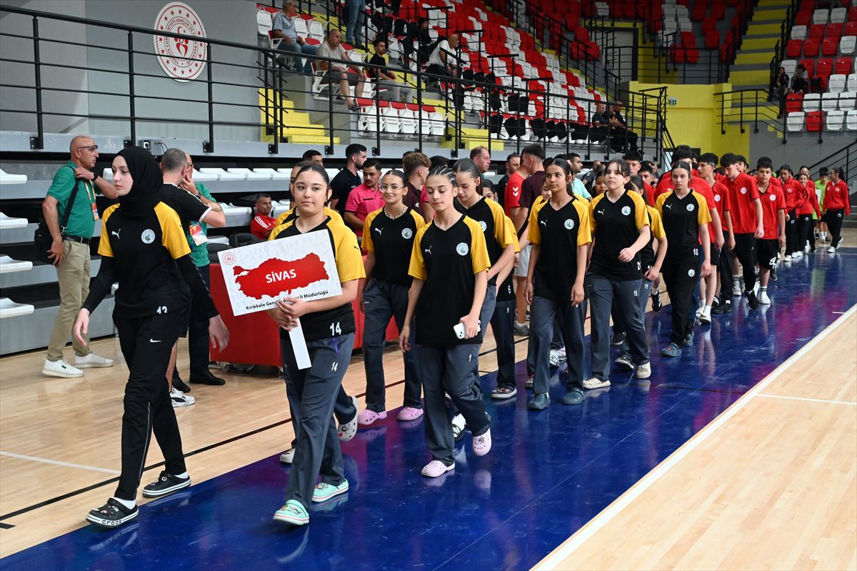ANALİG Hentbol Şampiyonası Kırıkkale'de Başladı