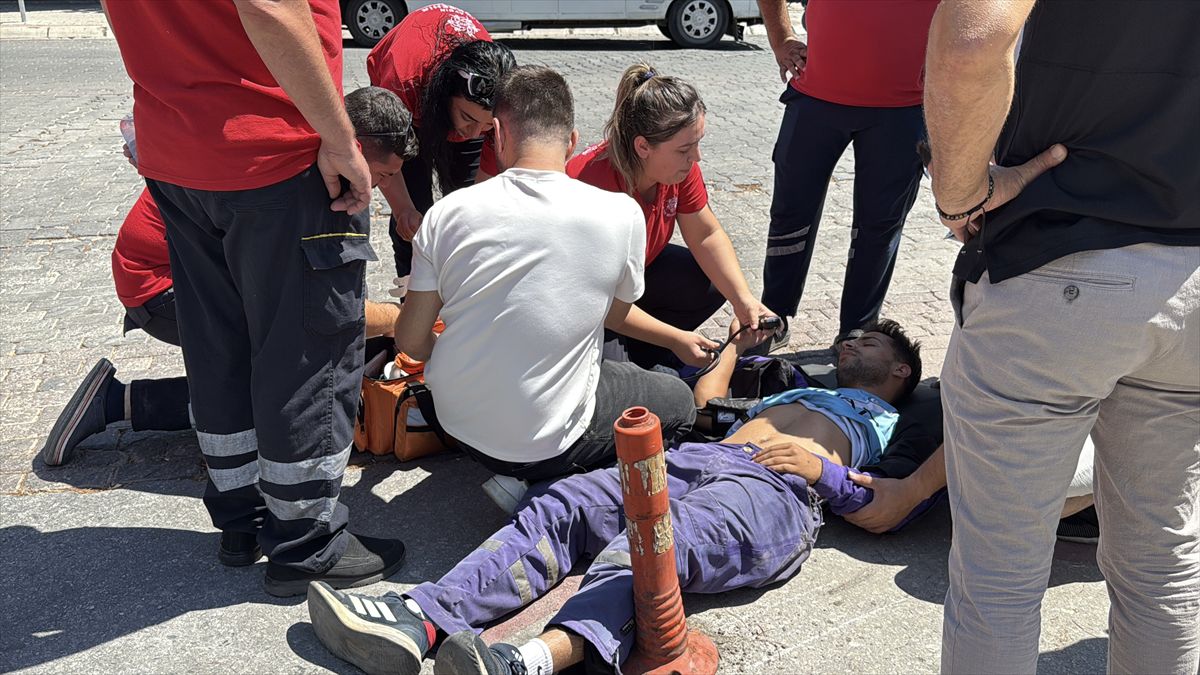 Efeler'de Motosiklet-Otomobil Çarpıştı: 1 Yaralı