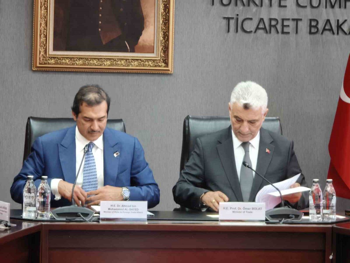 Ticaret Bakanı Bolat, Katarlı Bakan Al-Sayed ile Görüştü