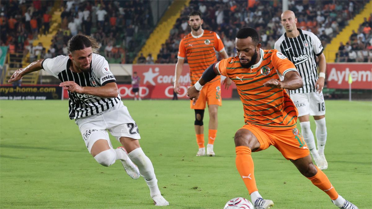 Beşiktaş, Alanyaspor'a 1-0 mağlup oldu; galibiyet serisi sona erdi