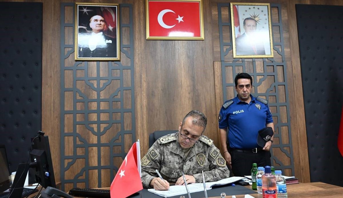Şırnak İl Emniyet Müdürü Sazak, Beytüşşebap'ta Polis ve Bekçilerle Buluştu