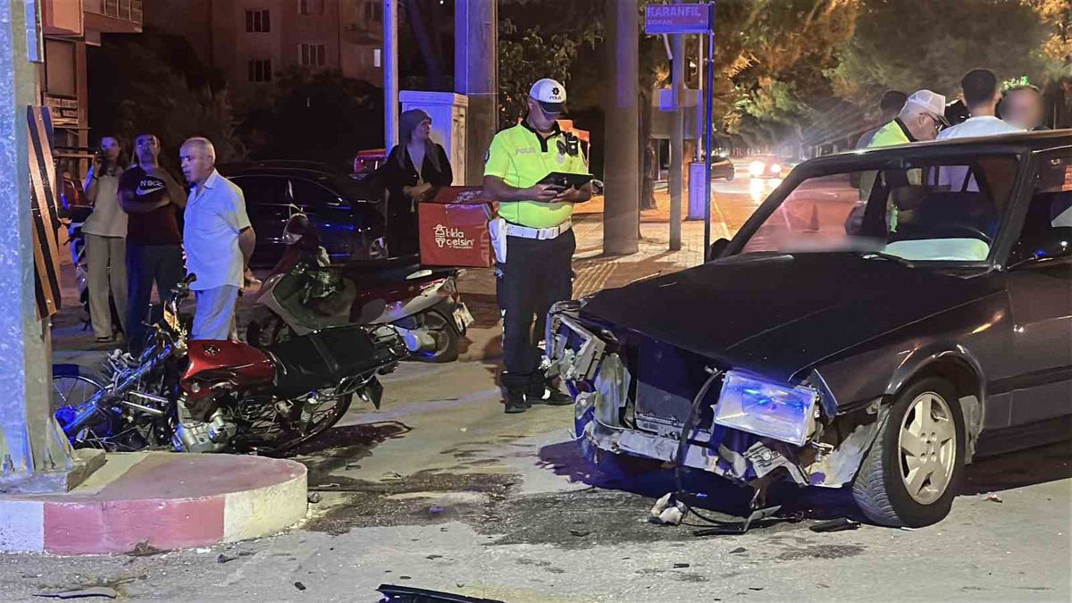 Burdur'da Motosiklet Kavşak Kazası: 1 Yaralı