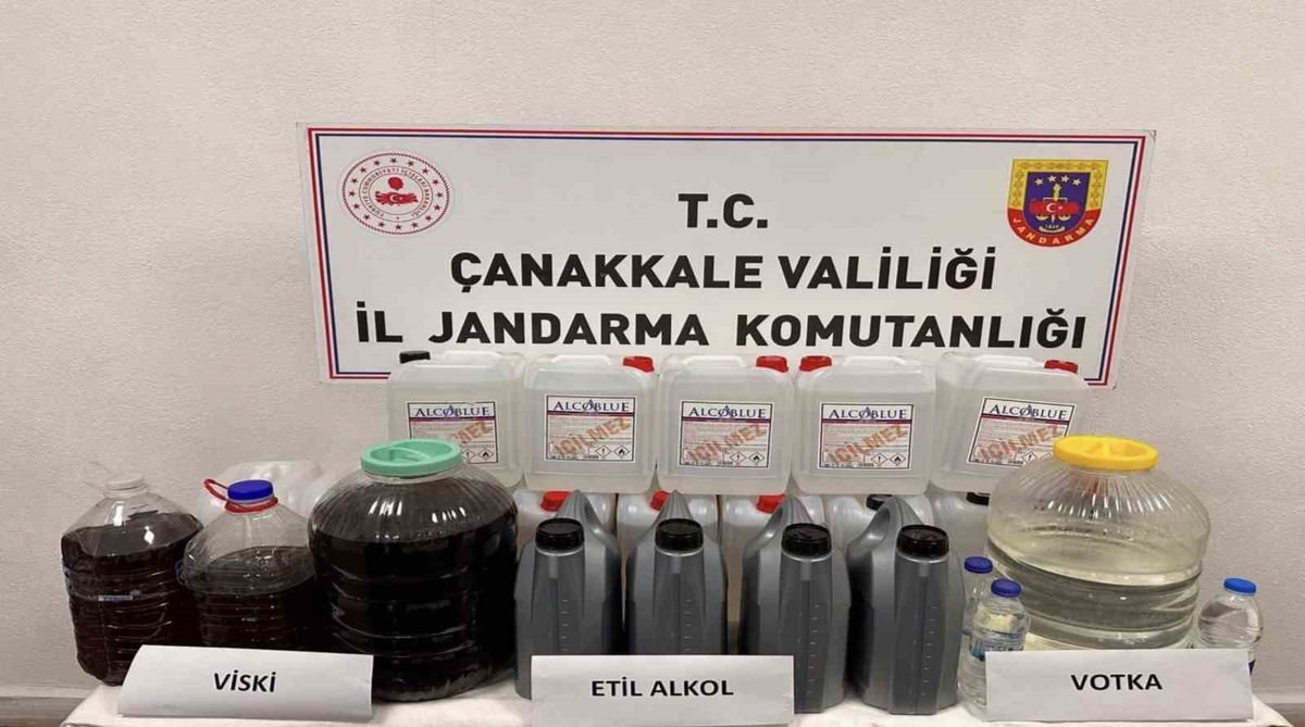 Çanakkale'de Kaçak Alkol Operasyonu: Çok Sayıda Malzeme Ele Geçirildi