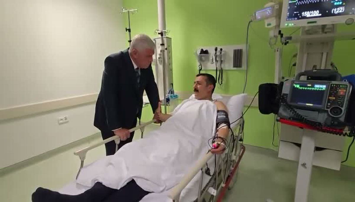 Dervişoğlu, yaralanan milletvekili Türkoğlu'nu hastanede ziyaret etti