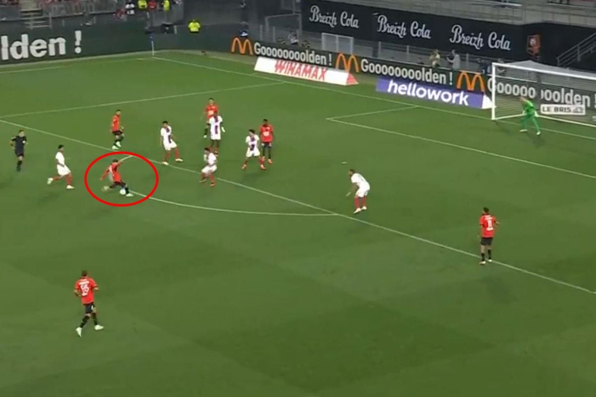 Fenerbahçe'nin eski yıldızından PSG'ye güdümlü füze! Golü görenler aynı şeyi söyledi
