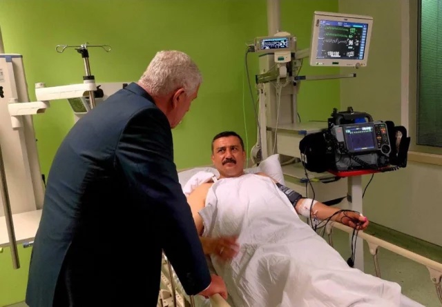 İYİ Parti Milletvekili Selçuk Türkoğlu'nun hastaneye kaldırılmasına neden olan polis müdahalesi kamerada 6 iyi parti milletvekili selcuk 20173206 8912 1 m