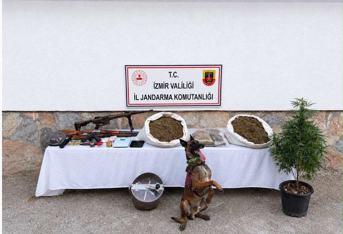 Urla'da Uyuşturucu Operasyonu: 7 Gözaltı
