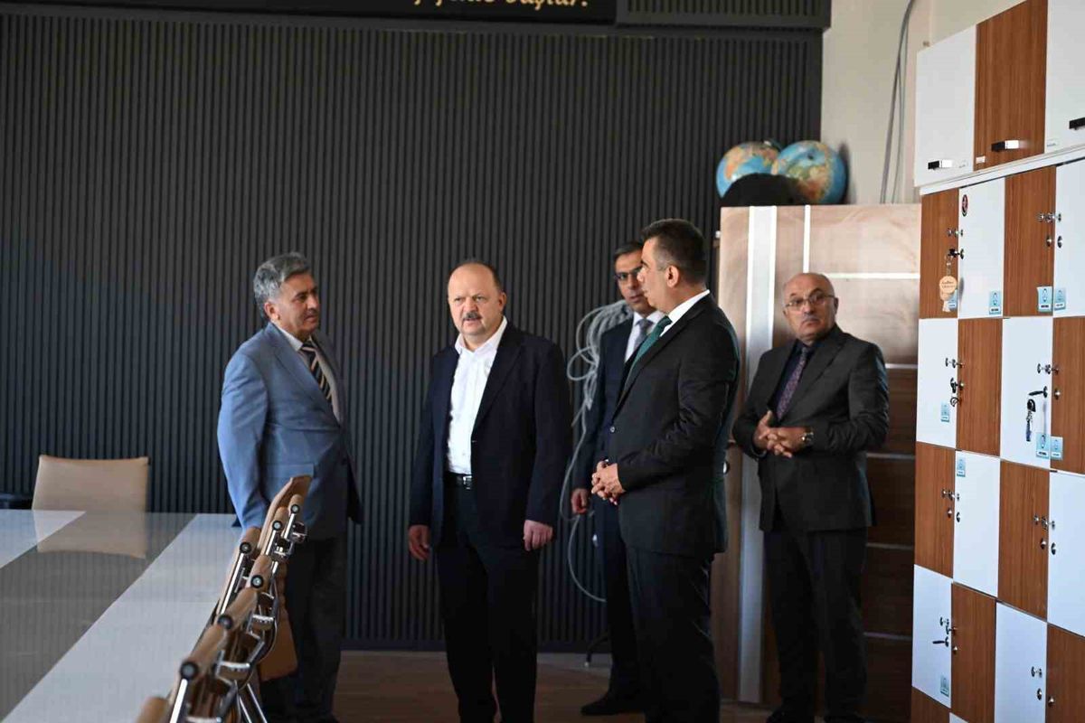 Kastamonu'da okullarda 2026-2027 öncesi bakım ve onarım çalışmaları sürüyor