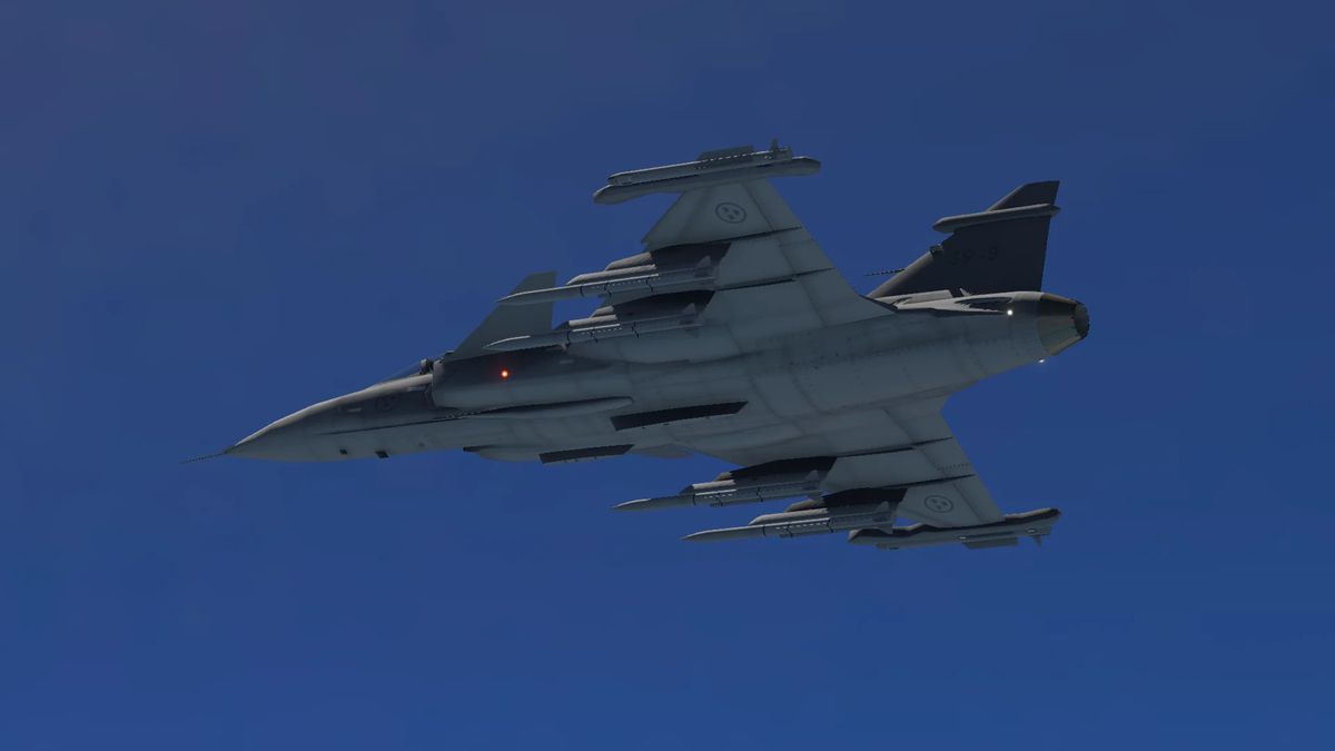 Macaristan'da Gripen tipi savaş uçağı düştü