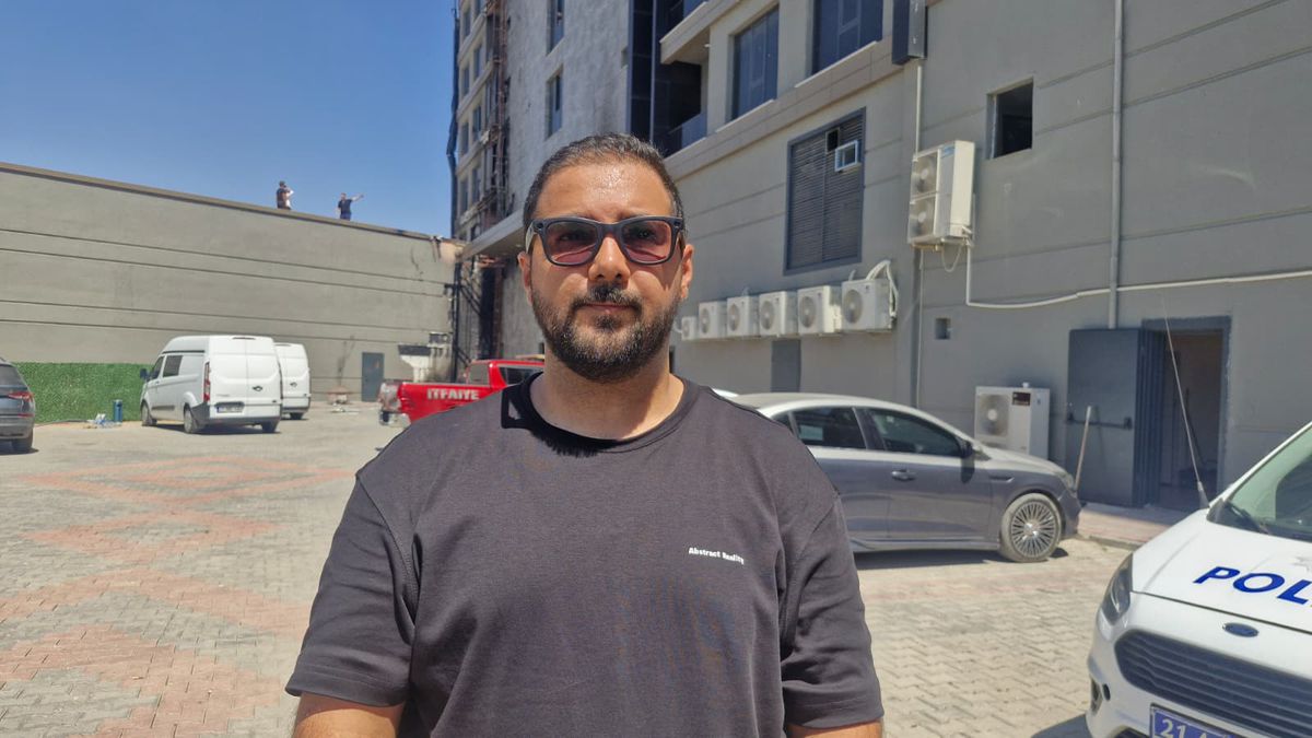 Diyarbakır'da Yangın Teras Katından Başladı