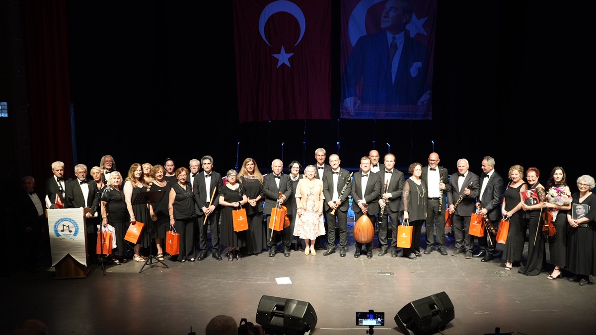 Ata'ya Saygı Konseri Tekirdağ'da Coşkuyla Kutlandı