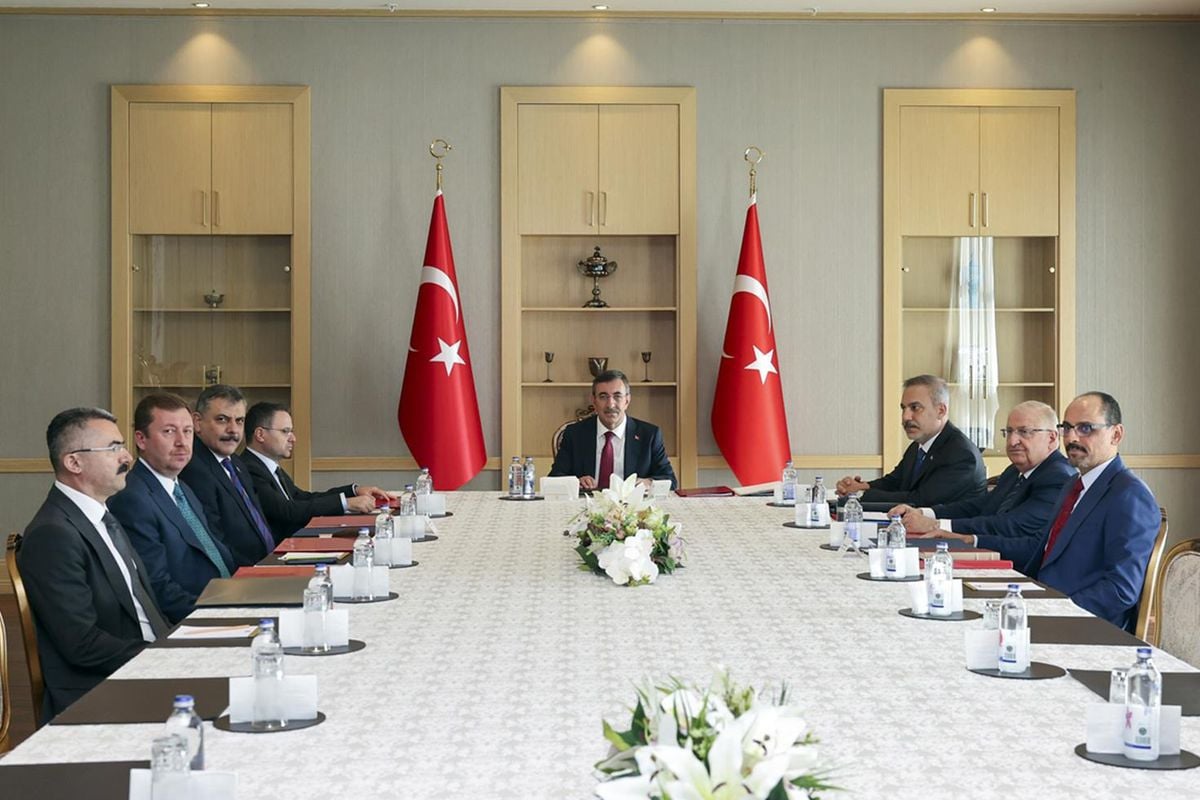 Terörsüz Türkiye süreci kapsamında oluşturulan Takip ve Değerlendirme Kurulu'nun ilk toplantısı sona erdi