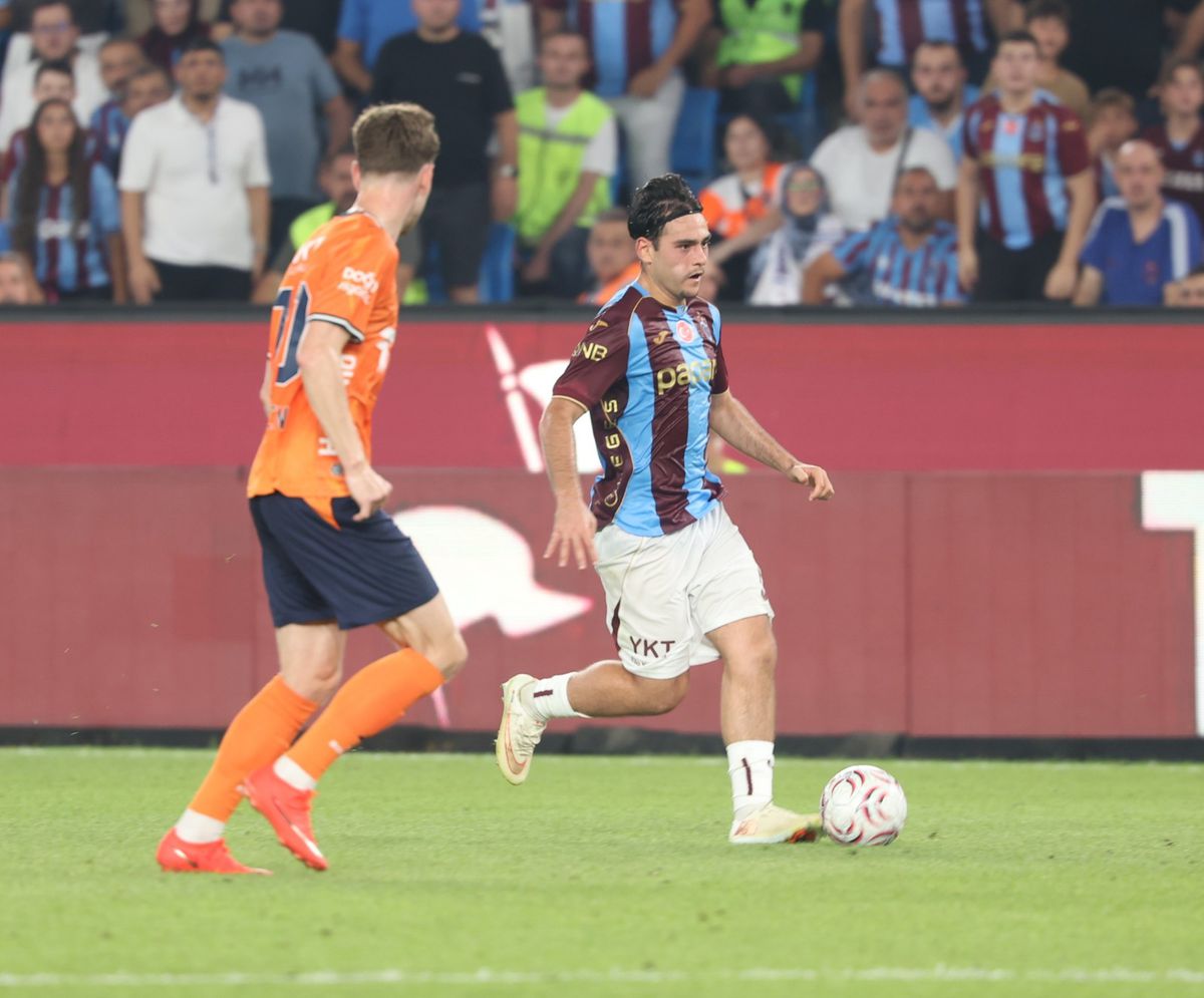 Trabzonspor Başakşehir'i 2-1 Yendi, Salah Yıldızlaştı