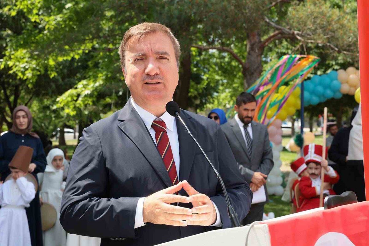 Erzincan Valisi Aydoğdu’dan Mevlid Kandili Mesajı