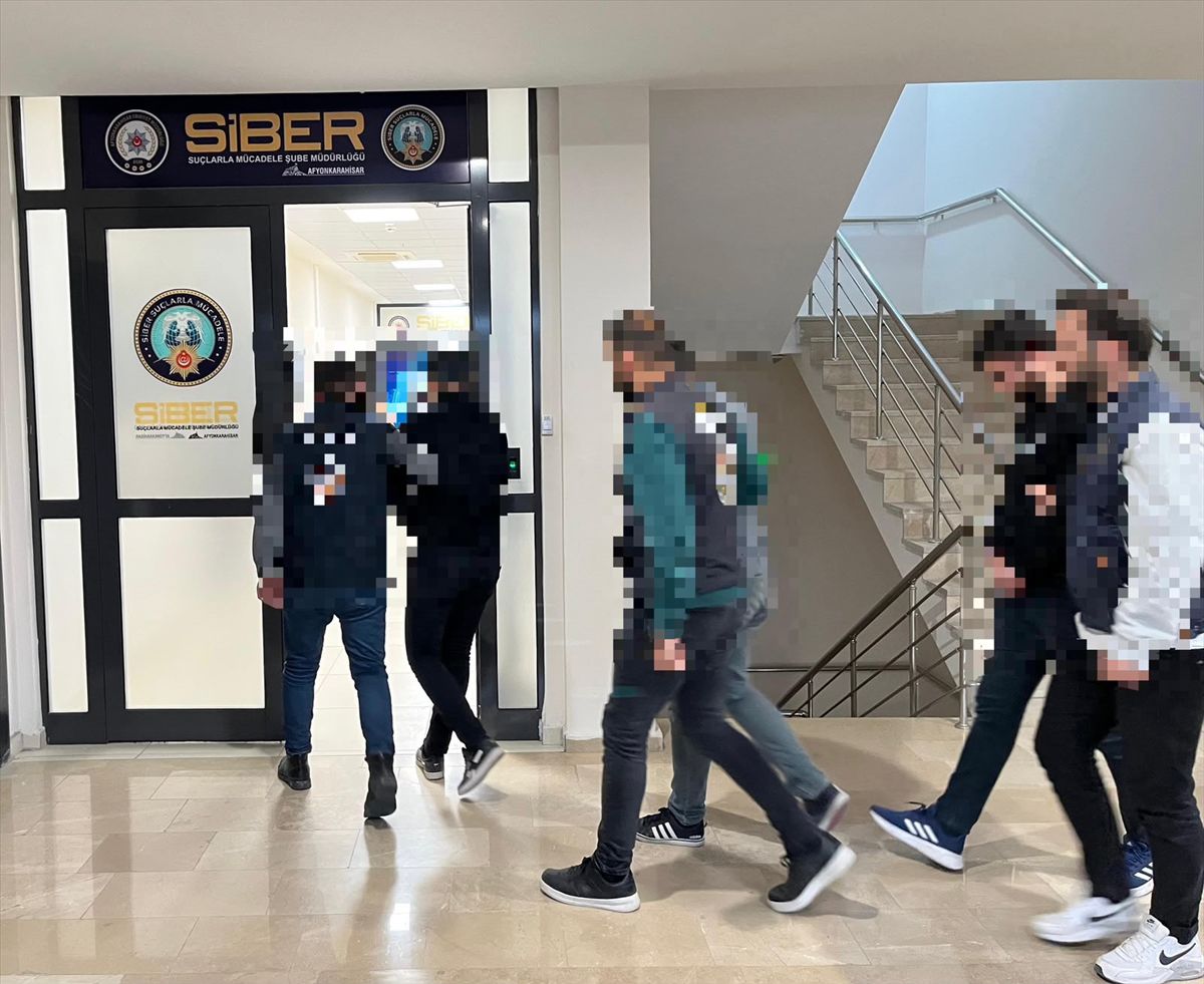 Afyonkarahisar'da hisse senedi dolandırıcılığı operasyonu: 3 tutuklama