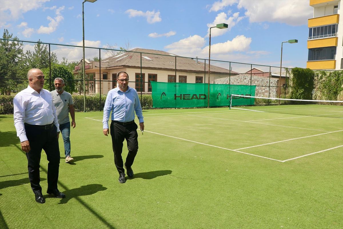 Ağrı'da Büyük Tenis Turnuvası Başlıyor