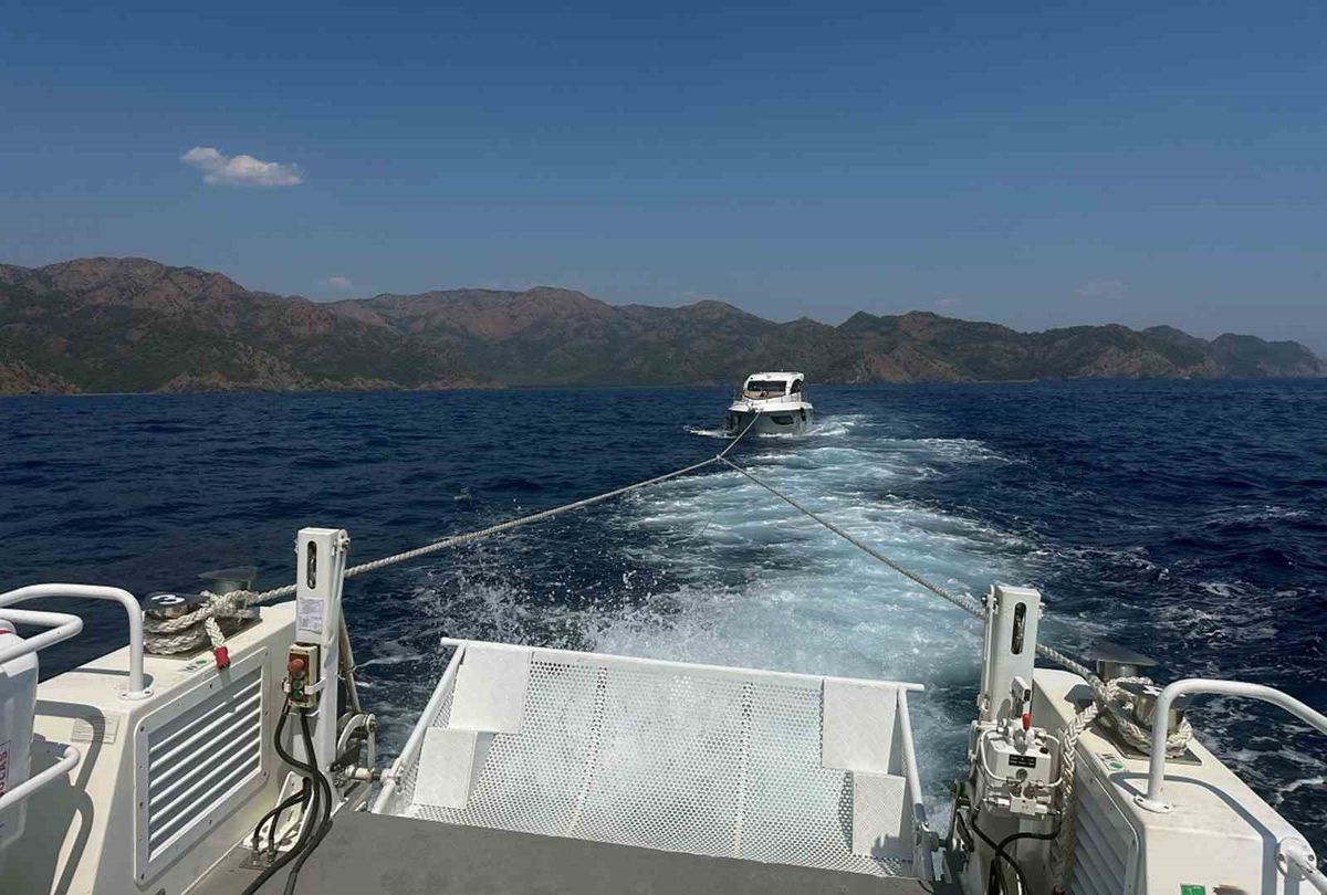Marmaris'te Mahsur Kalan Yat Kurtarıldı