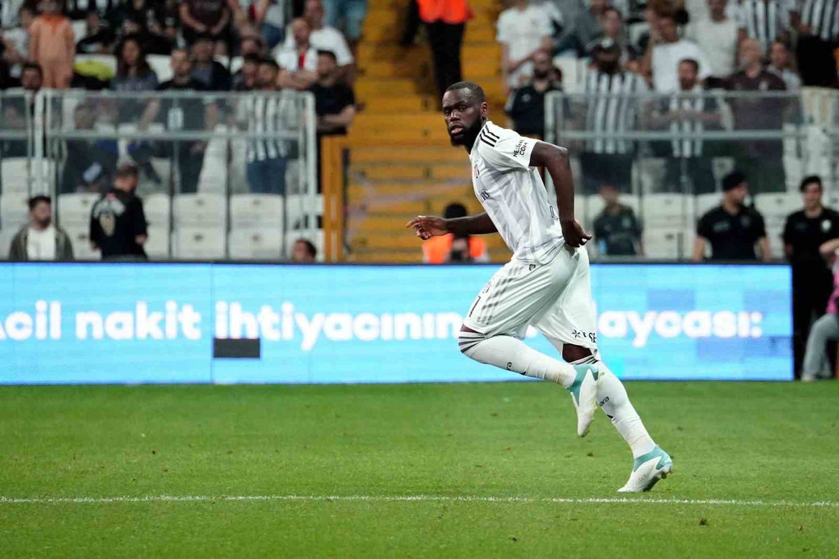 Beşiktaş, Onana ile yollarını ayırdı