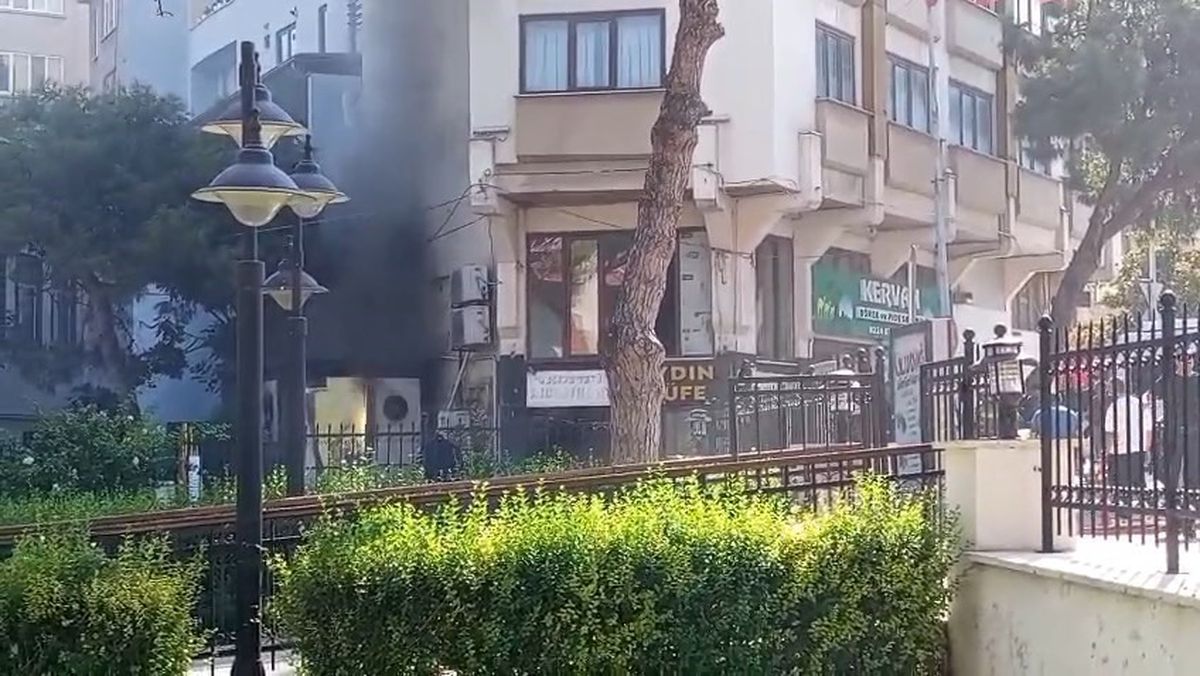 Karacabey'de trafo patlaması: Yangın korkuttu