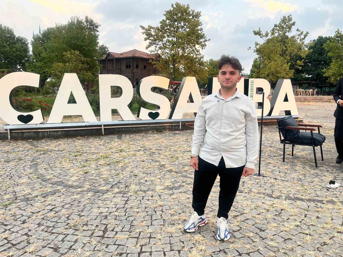 Cam Kemik Hastası Volkan Alçın: İnancıyla Yürümeyi Başardı, Çarşamba'yı Dünyaya Tanıtıyor