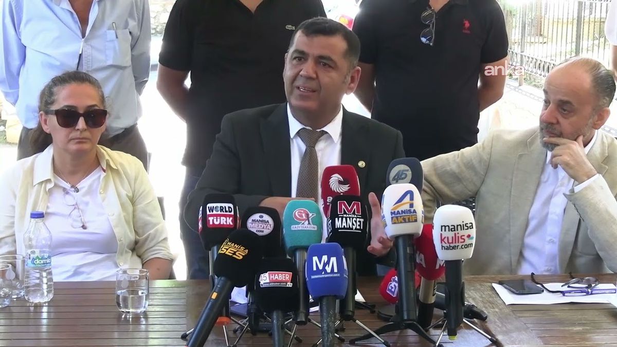 CHP Manisa İl Başkanı Engin Uzun sağlık sorunları nedeniyle görevinden ayrıldı