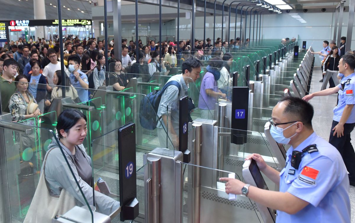 Beijing'de giriş-çıkış seyahatleri 15 milyonu aştı, yabancı girişleri yüzde 31,6 arttı