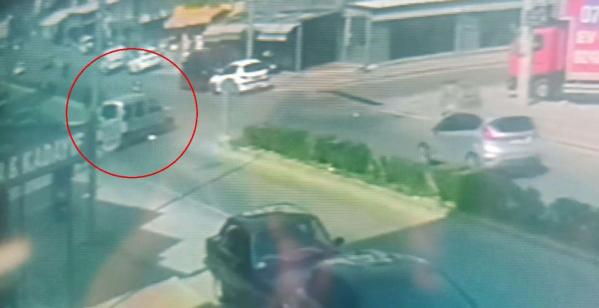 Manavgat'ta U Dönüşü Kazası Kamerada