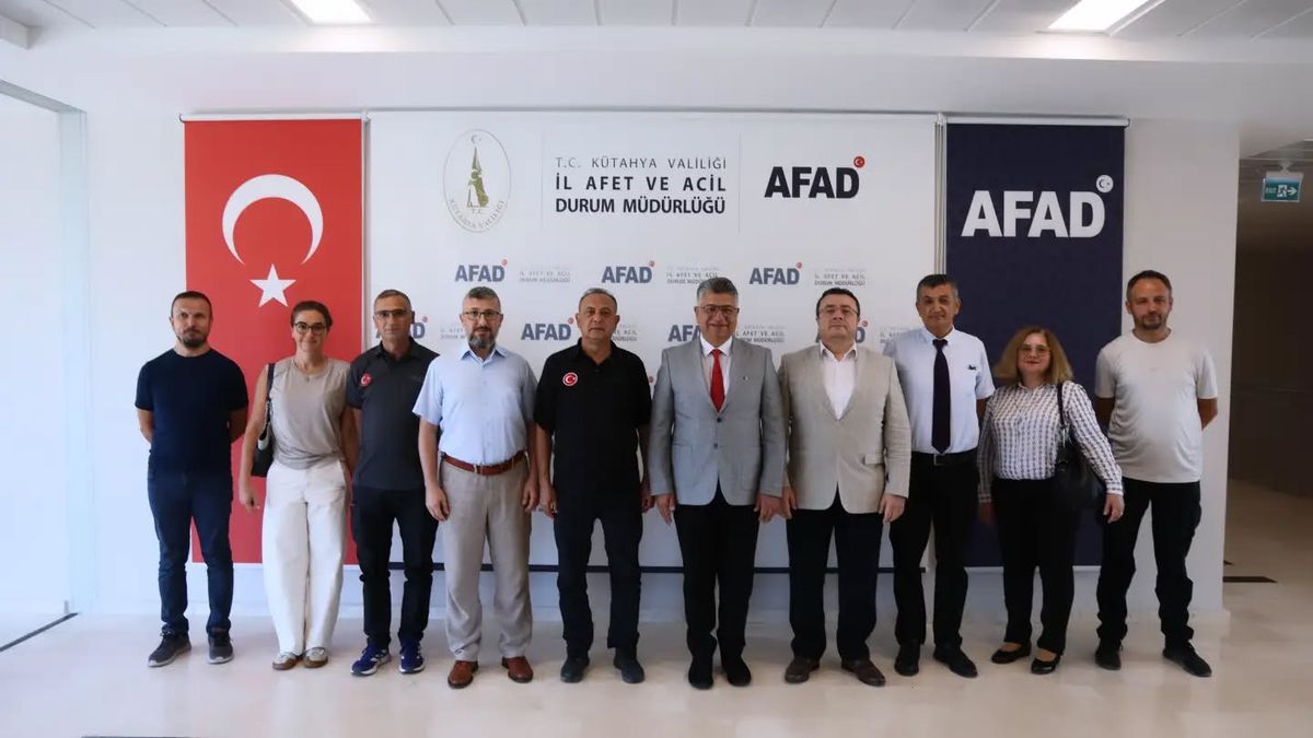 DPÜ Rektörü Kızıltoprak, AFAD İl Müdürlüğünü Ziyaret Etti