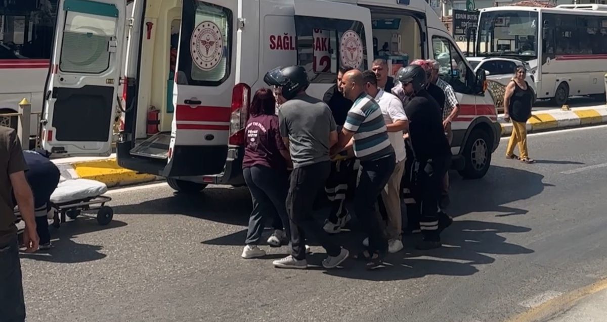 Edirne'de Minibüs-Motosiklet Çarpıştı: 1 Yaralı