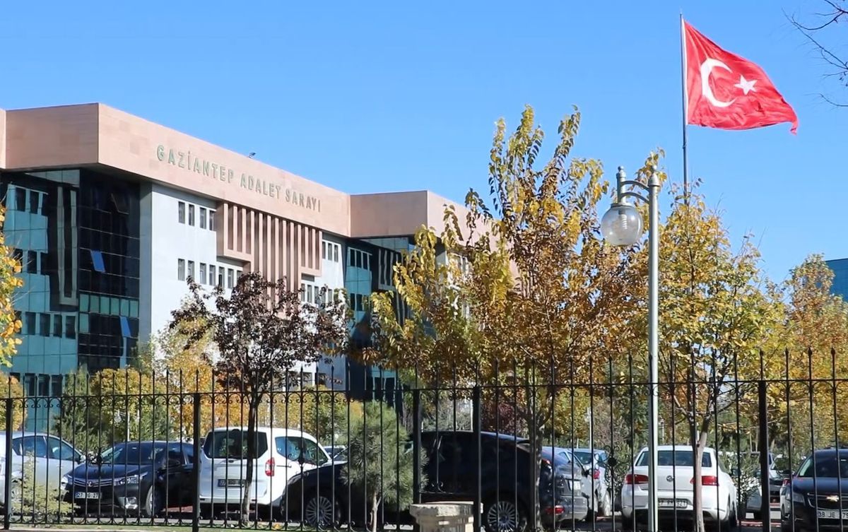 Yasa dışı döviz ve KDV operasyonu: 28 gözaltı, 570 milyon TL'lik el koyma