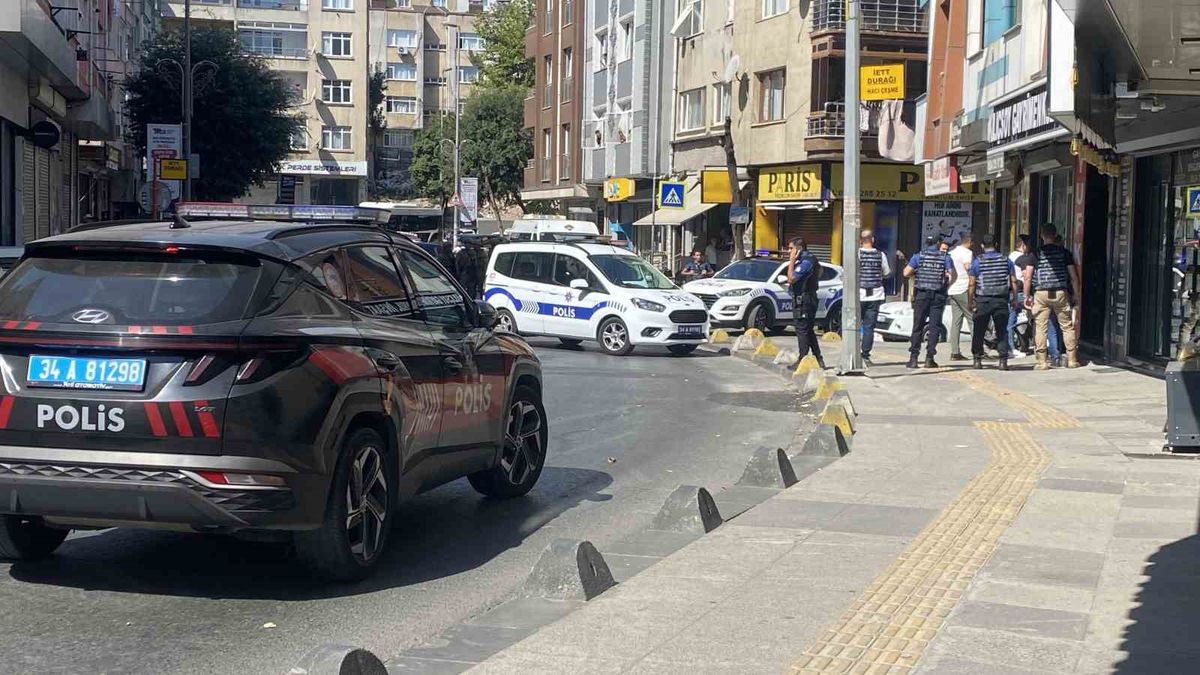 Kıskançlık Dehşeti: Minibüsten İndirip Vurdu, Yufkacıda Teslim Oldu
